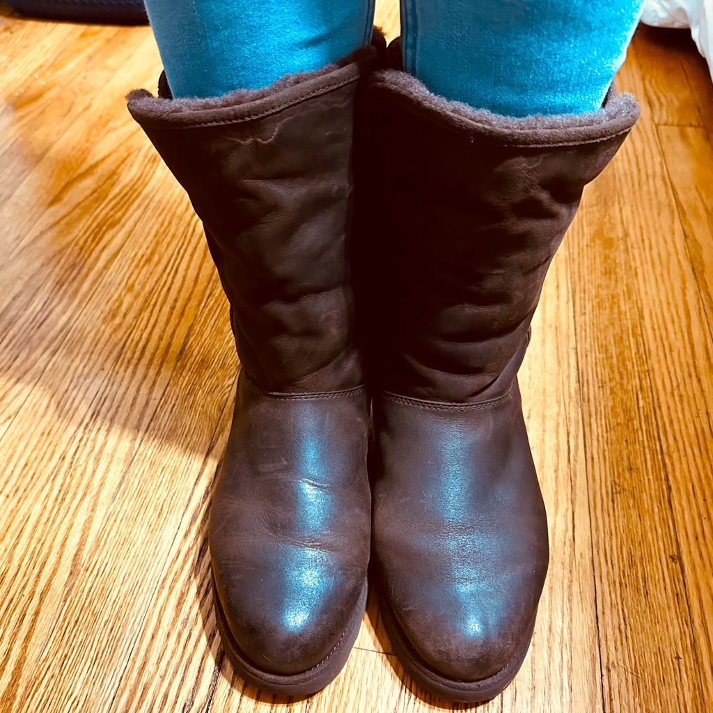 Ugg Woman Boots